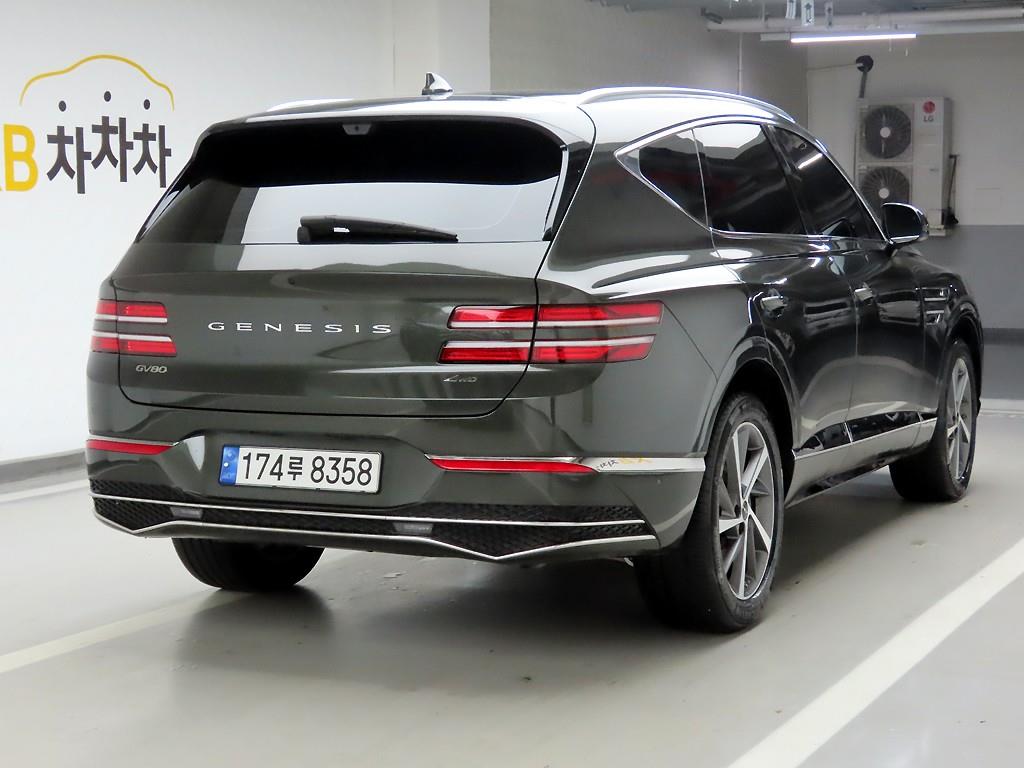 Genesis GV80 - Vista 4