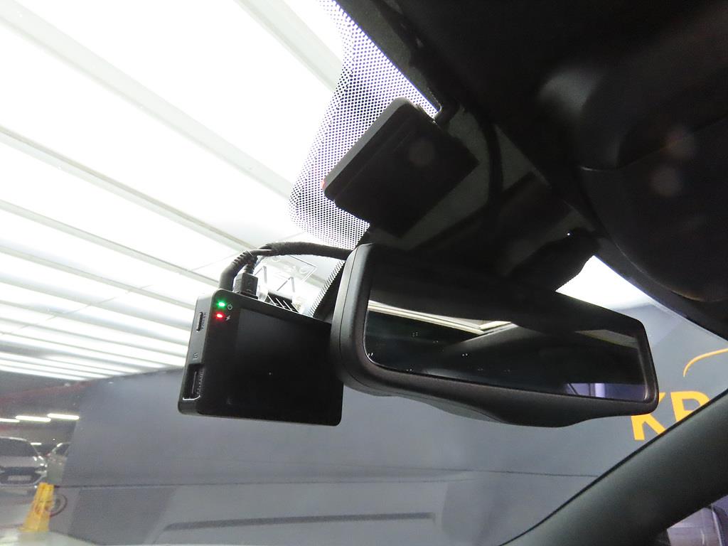 Chrysler 300C - Vista 12