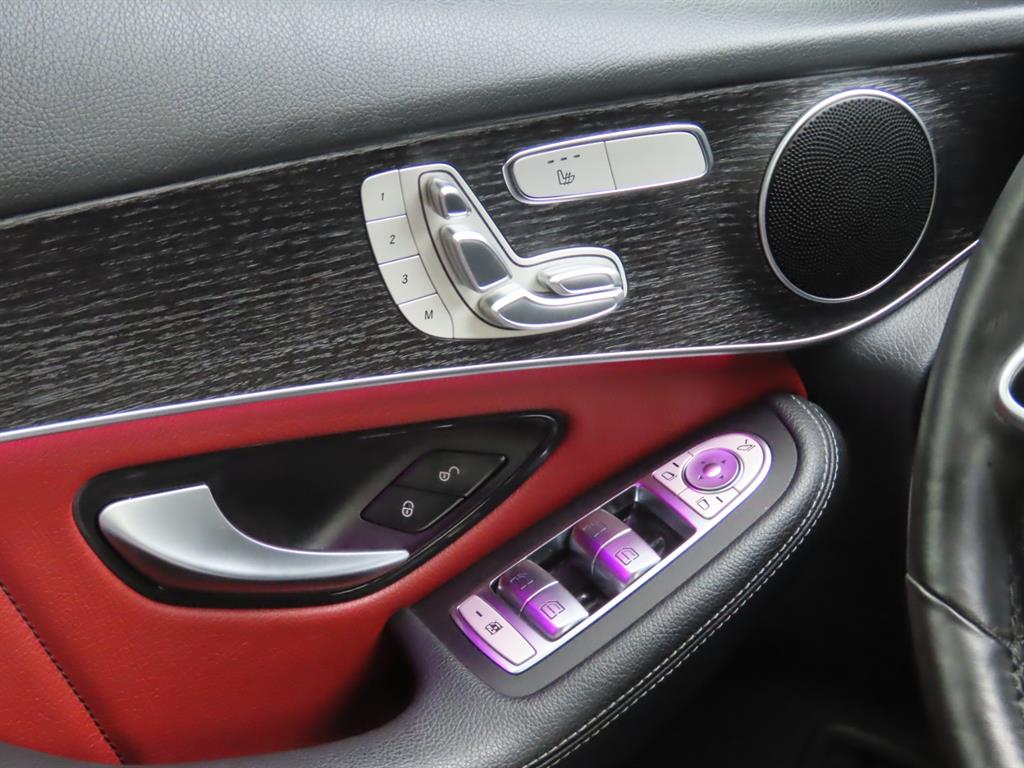 Mercedes Benz GLC Class 2021 Negro - Importación desde Corea - HF Imports Iquique - Foto 10