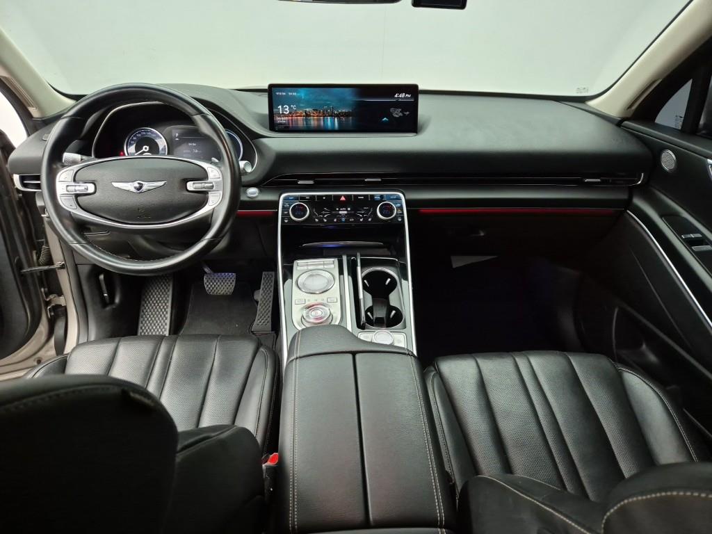 Genesis GV80 - Vista 5