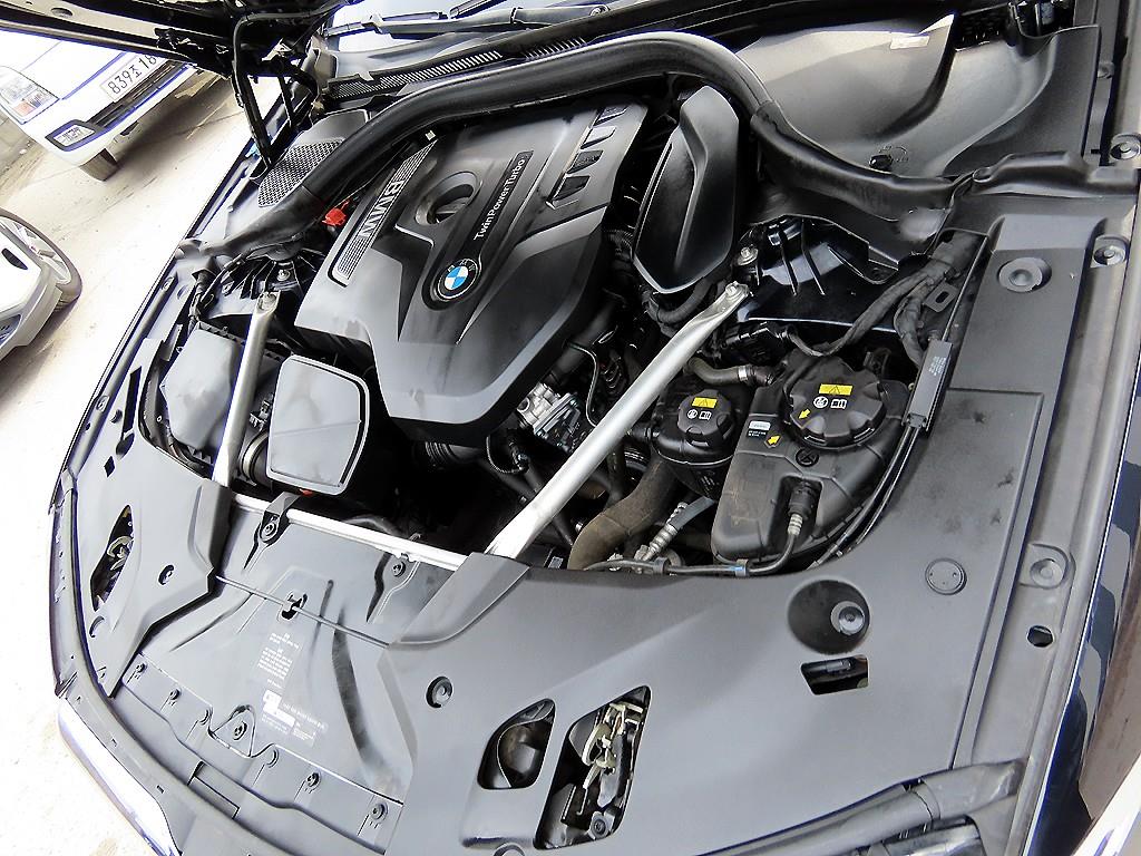 BMW 5 Series 2019 Negro - Importación desde Corea - HF Imports Iquique - Foto 19