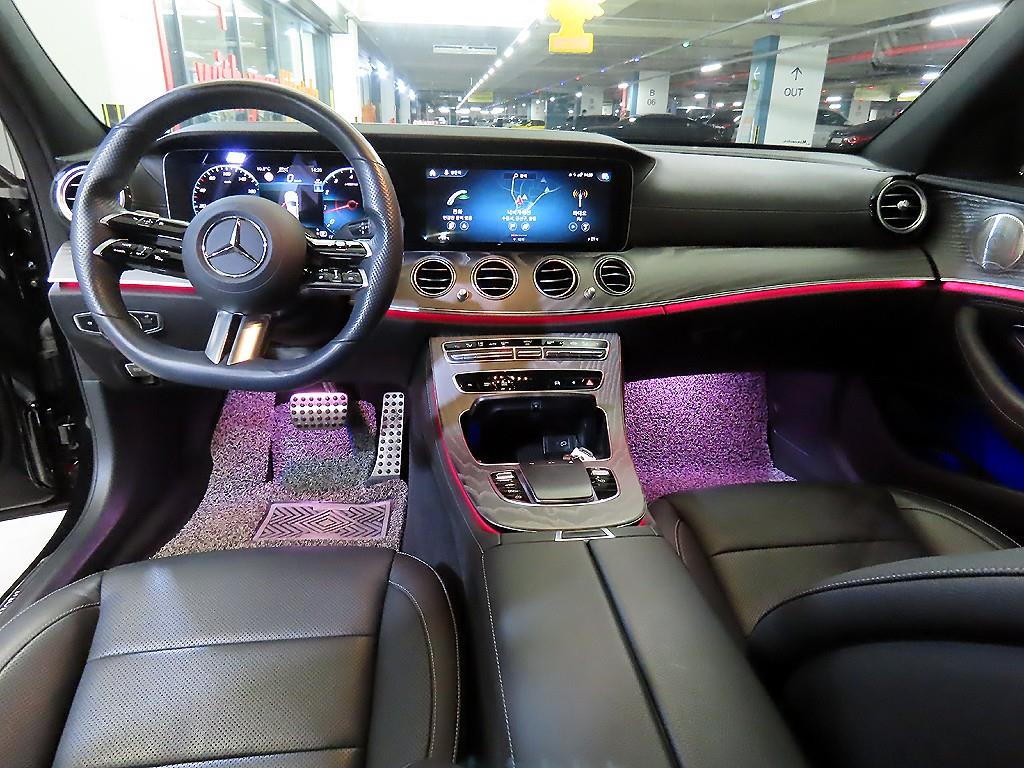 Mercedes Benz E class - Vista 10