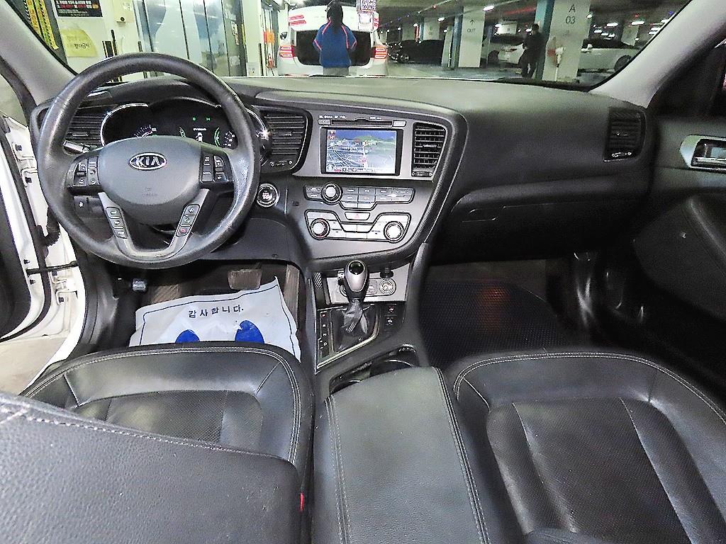 KIA K5 - Vista 10