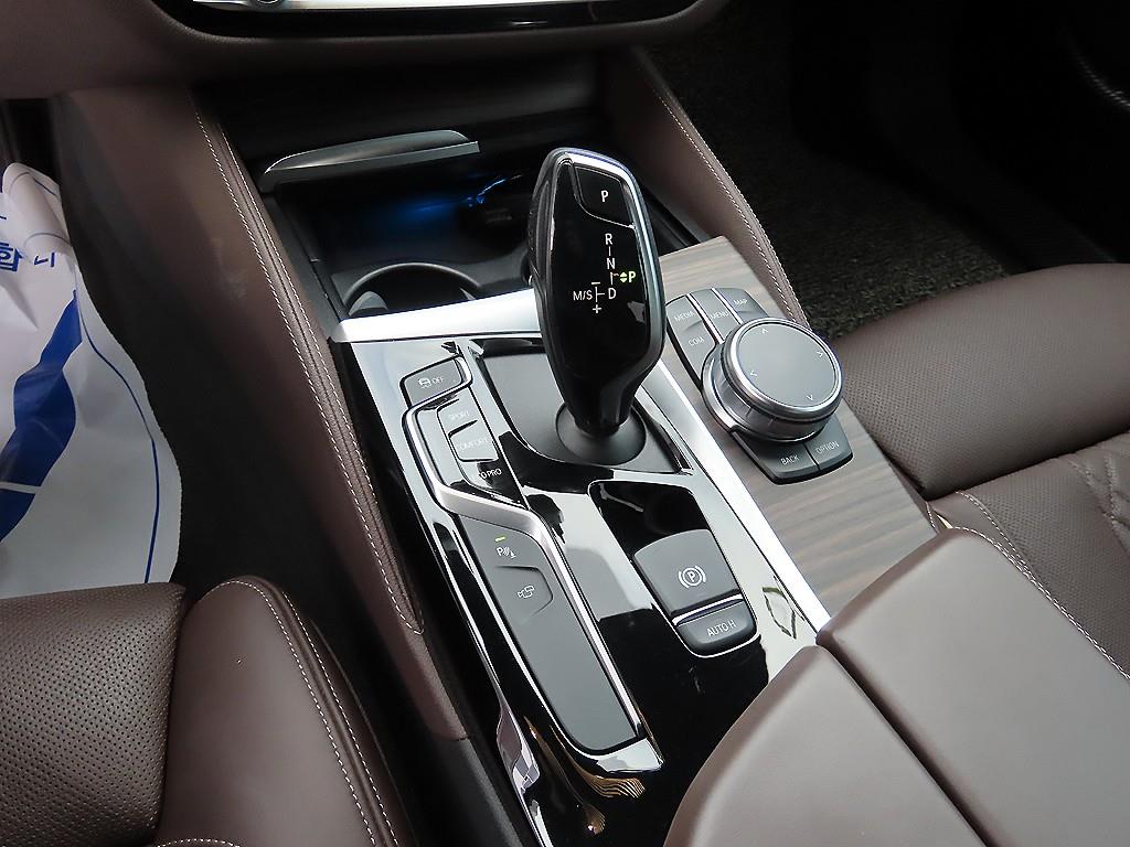 BMW 5 Series - Vista 11