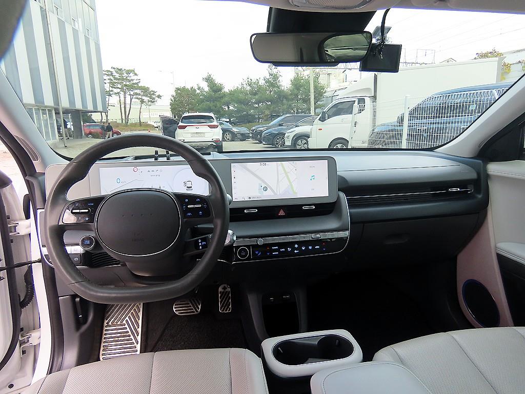 HYUNDAI Ioniq 5 - Vista 7