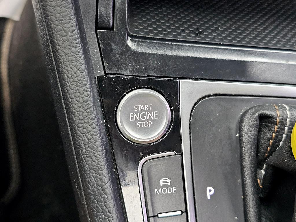 Volkswagen Golf 2015 Blanco - Importación desde Corea - HF Imports Iquique - Foto 15