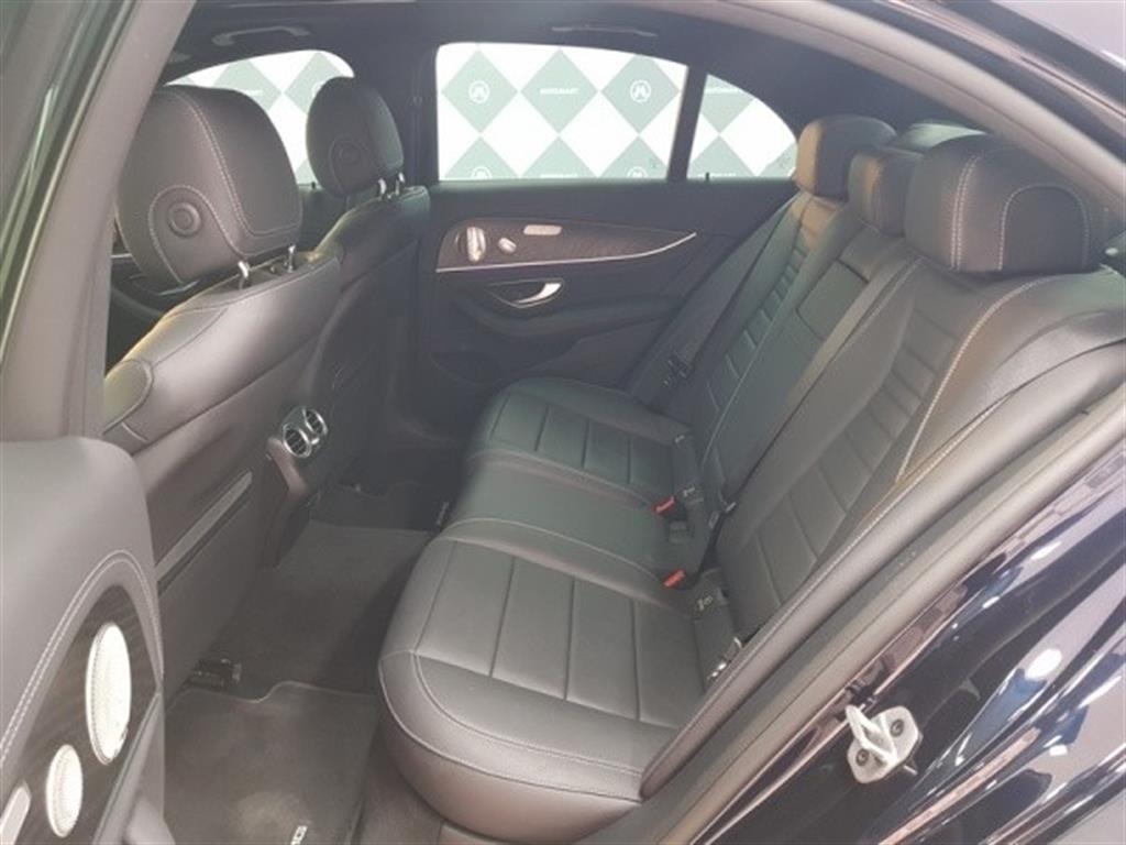 Mercedes Benz E class - Vista 7