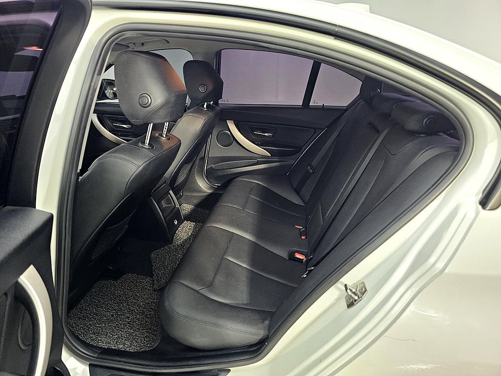 BMW 3 series - Vista 9