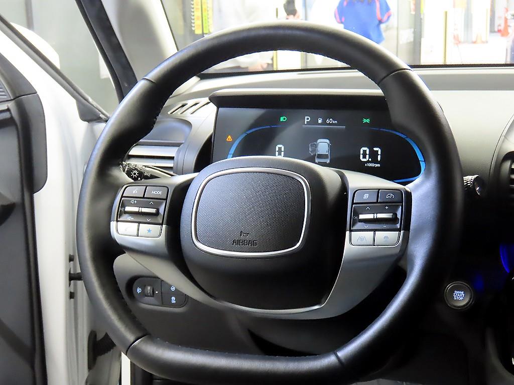 HYUNDAI Casper - Vista 8