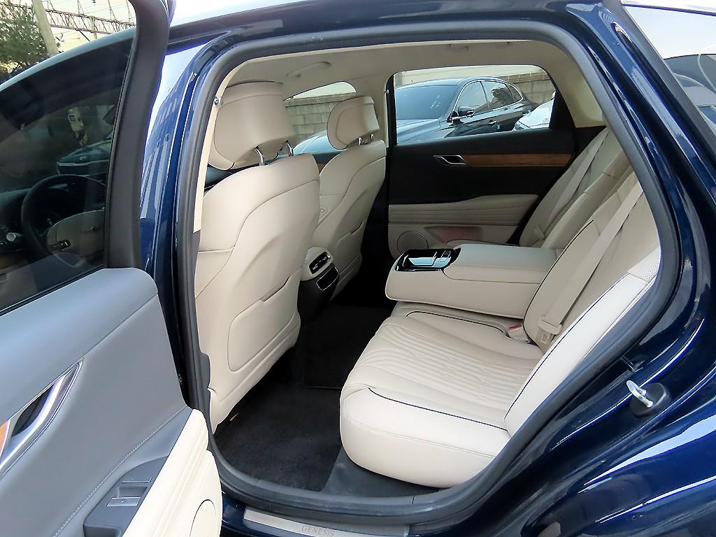 Genesis G80 - Vista 6