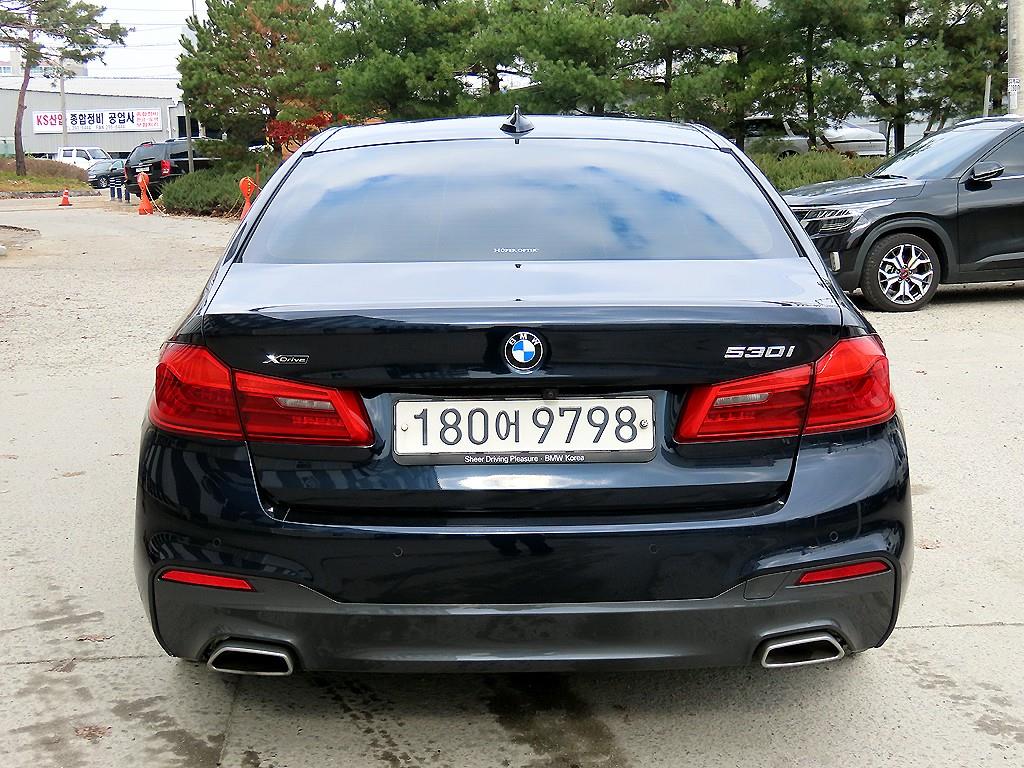 BMW 5 Series - Vista 4