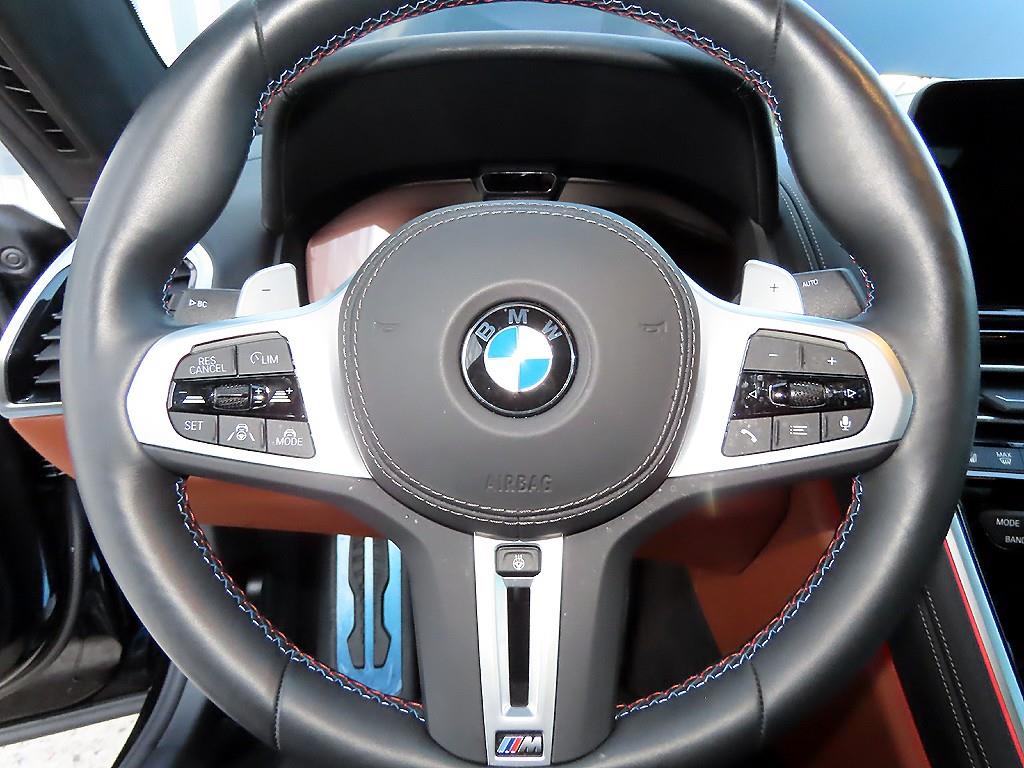 BMW 8 Series - Vista 8