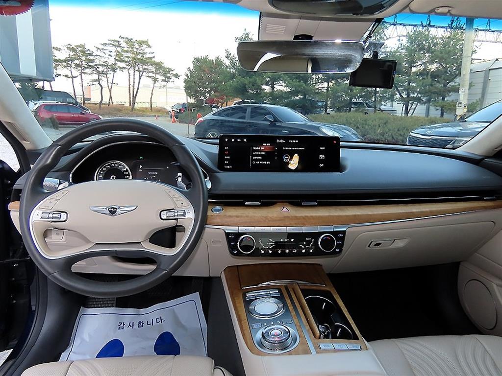 Genesis G80 - Vista 7