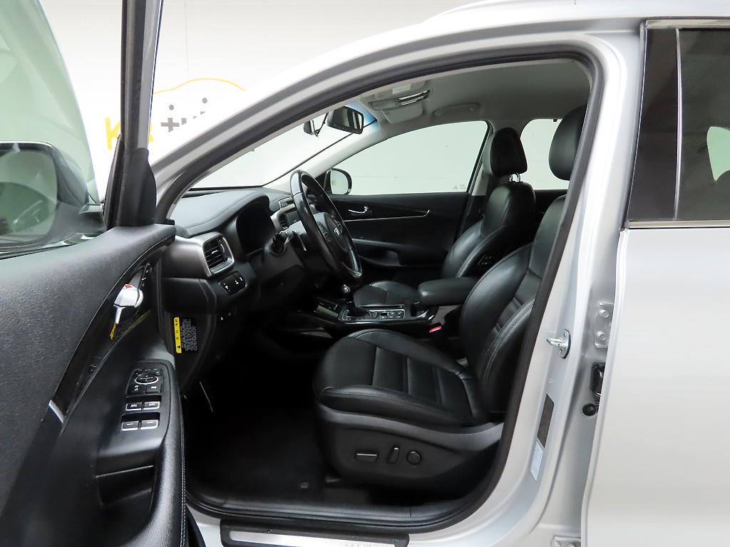 KIA Sorento - Vista 12