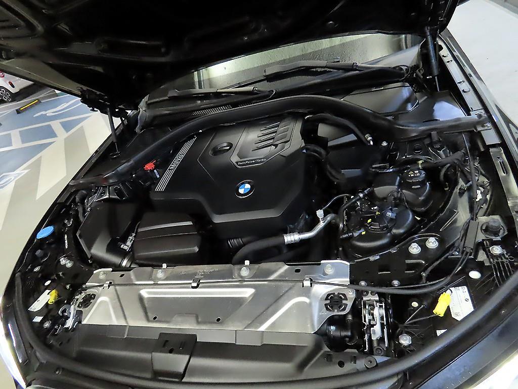 BMW 3 series 2023 Negro - Importación desde Corea - HF Imports Iquique - Foto 19