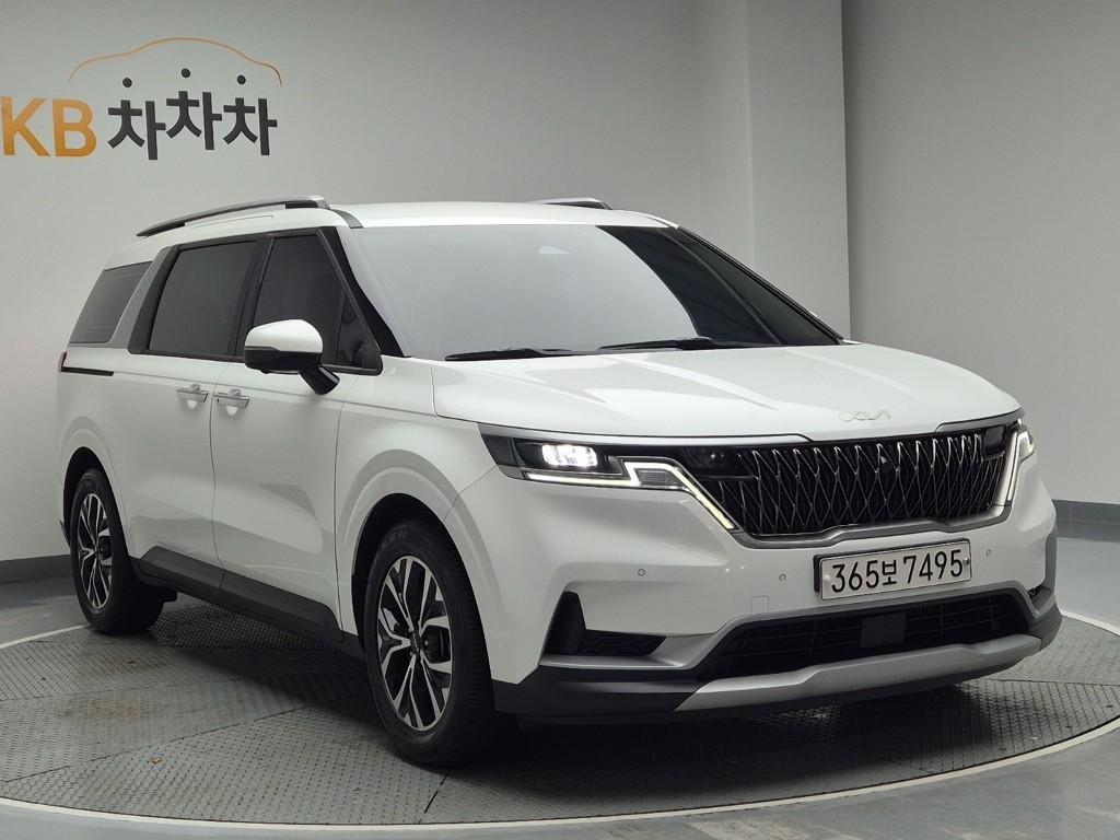 KIA Carnival - Vista 4