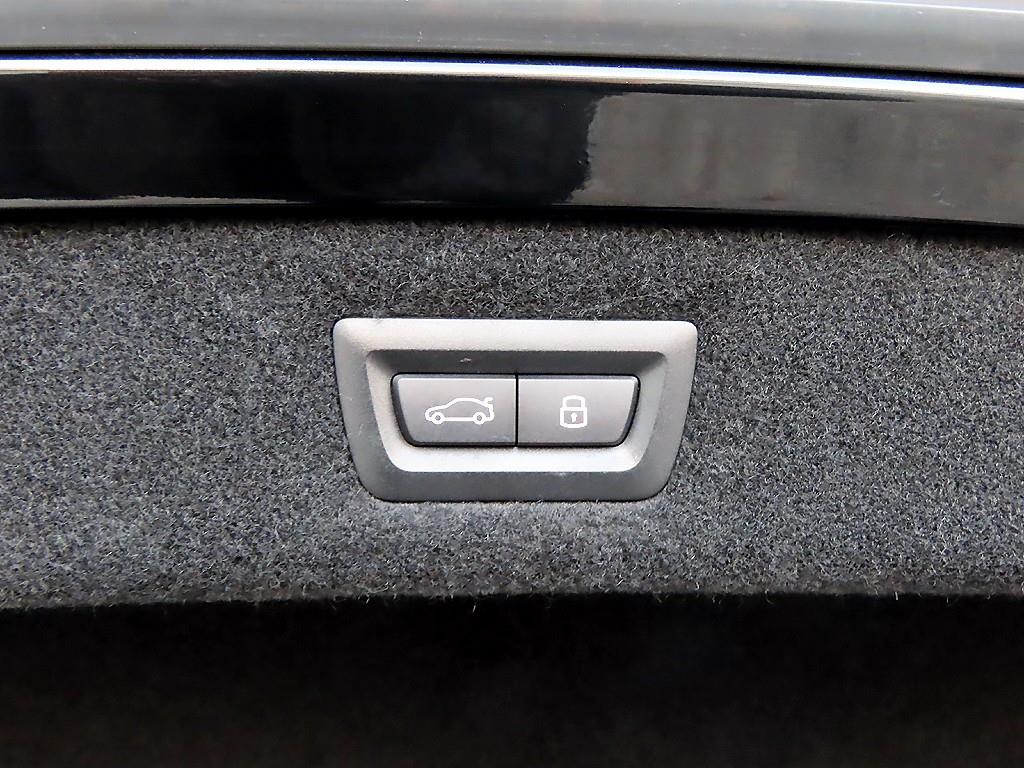 BMW 8 Series 2025 Negro - Importación desde Corea - HF Imports Iquique - Foto 17