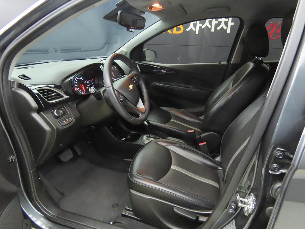 Chevrolet Spark - Vista 5