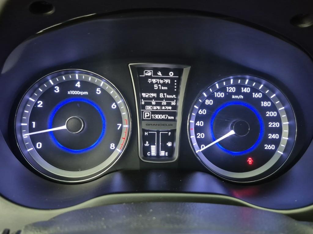 HYUNDAI Grandeur - Vista 7