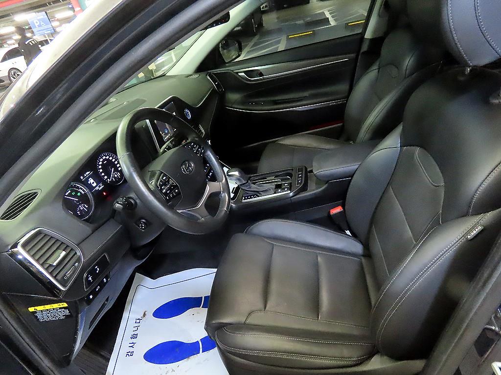 HYUNDAI Grandeur - Vista 6