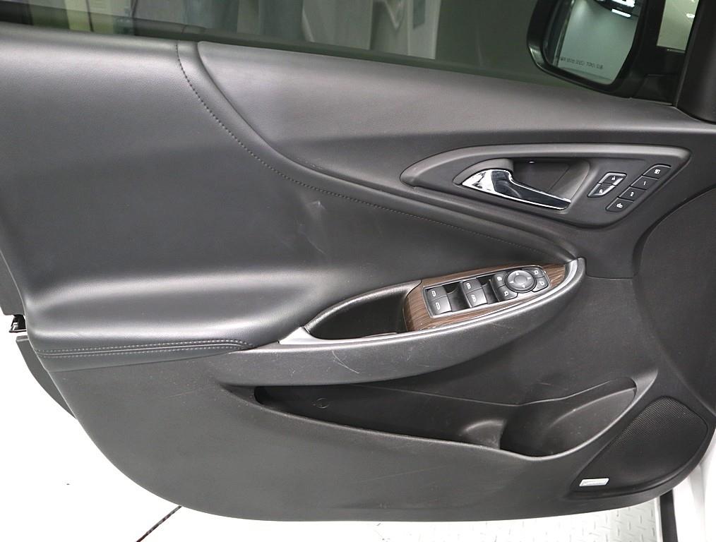 Chevrolet Malibu - Vista 7