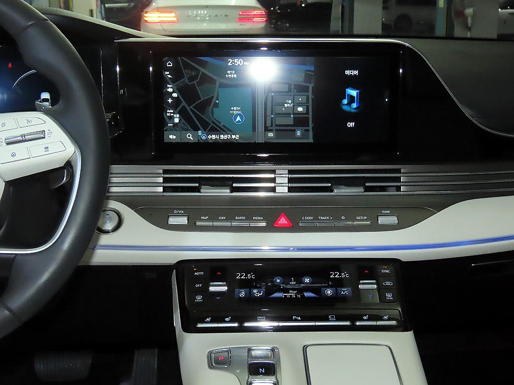 HYUNDAI Grandeur - Vista 11