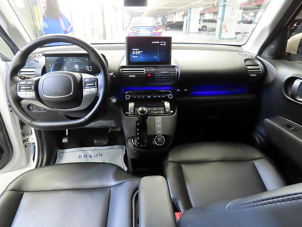 HYUNDAI Casper - Vista 9