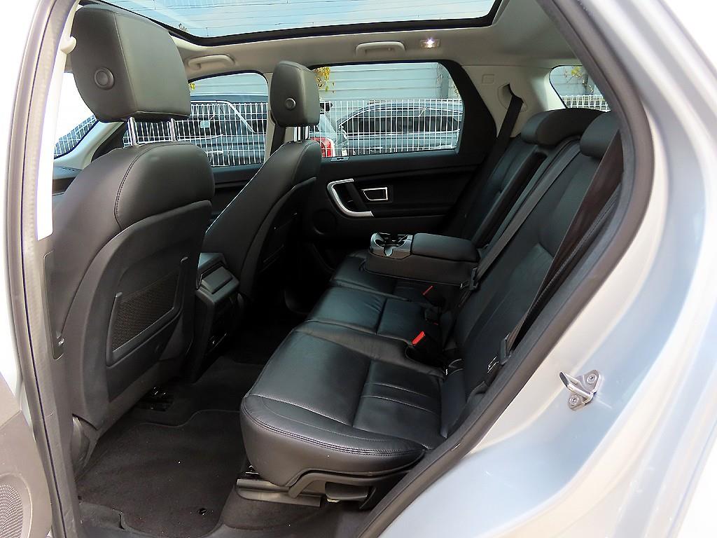 Land Rover Discovery Sports - Vista 6