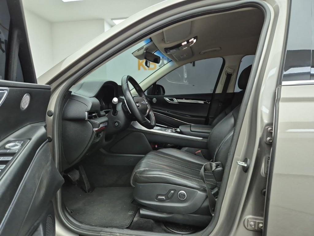 Genesis GV80 - Vista 11