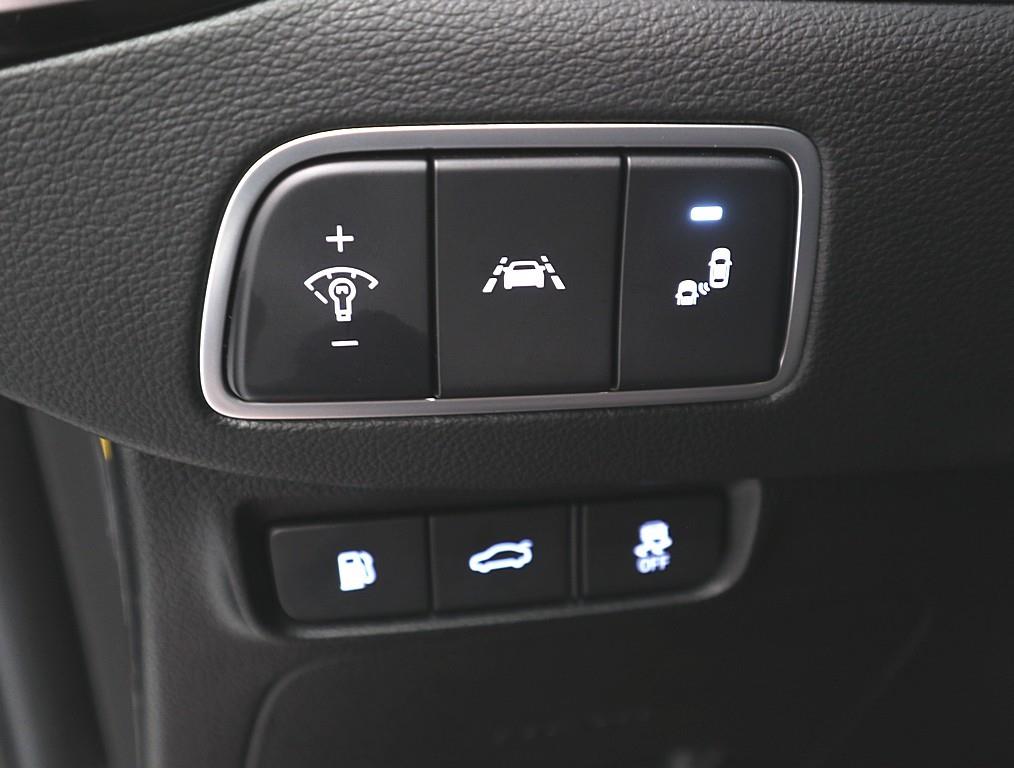 HYUNDAI Grandeur 2018 Negro - Importación desde Corea - HF Imports Iquique - Foto 19