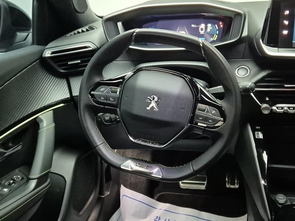 Peugeot 2008 - Vista 9