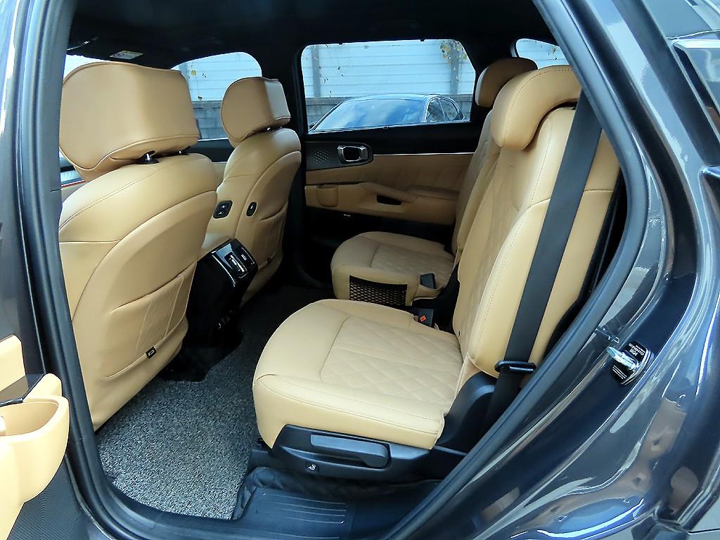 KIA Sorento - Vista 6