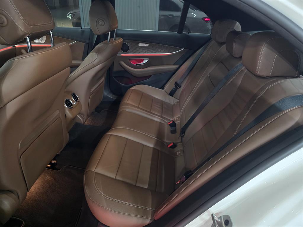 Mercedes Benz E class 2022 Blanco - Importación desde Corea - HF Imports Iquique - Foto 13