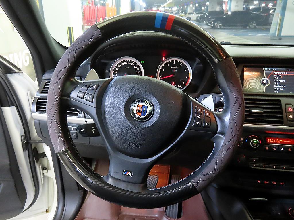 BMW X6 - Vista 8