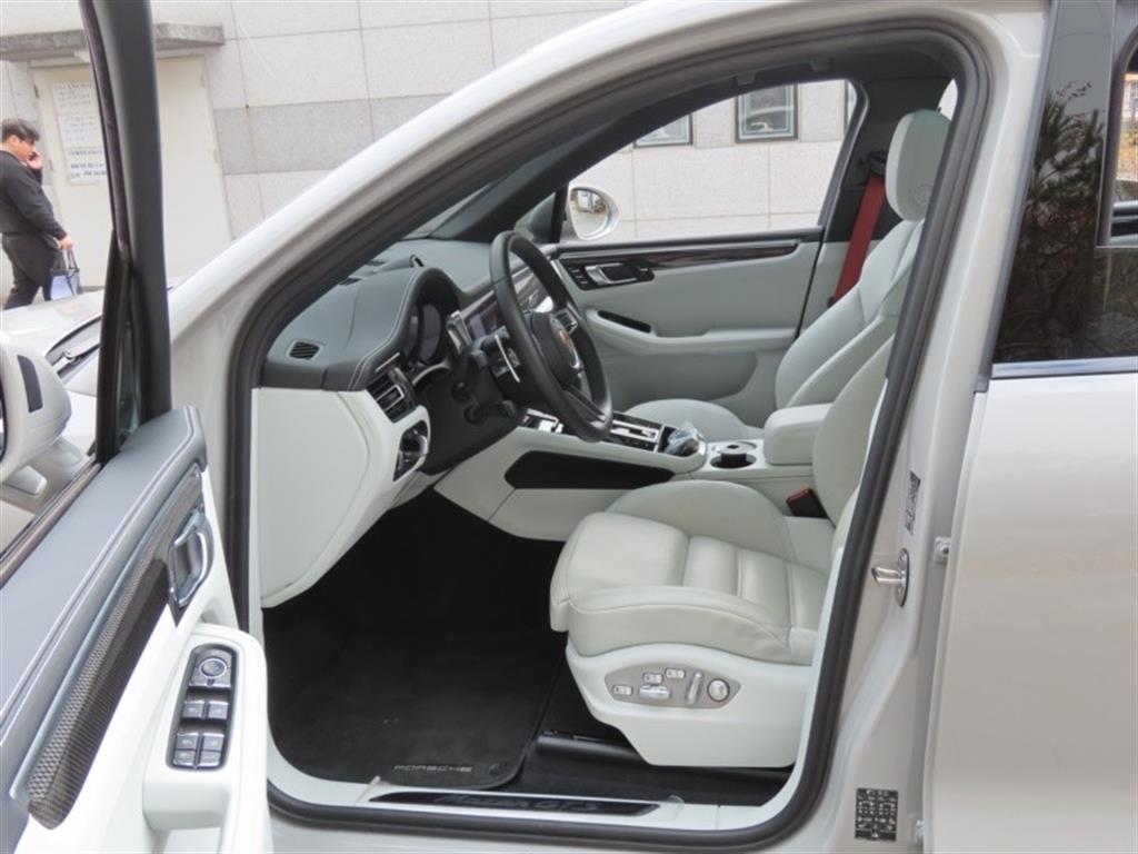 Porsche Macan 2022 - Importación desde Corea - HF Imports Iquique - Foto 13