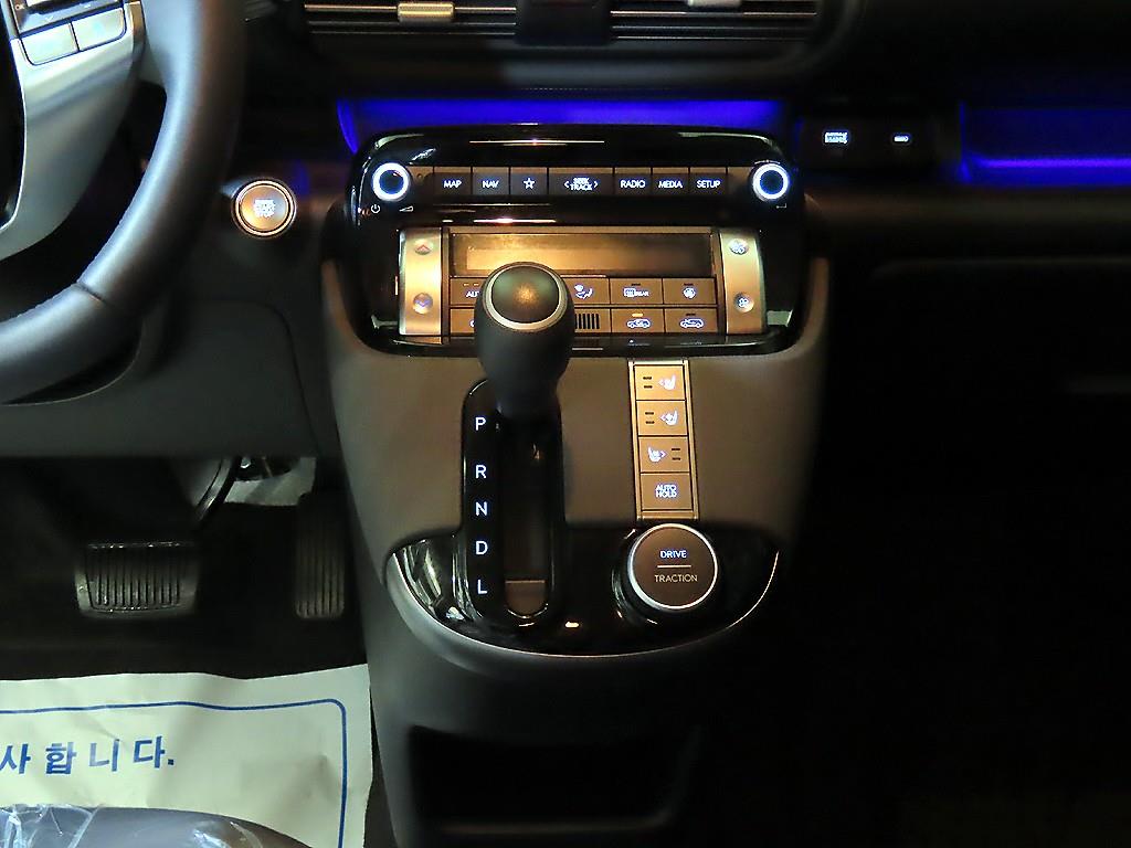 HYUNDAI Casper - Vista 12