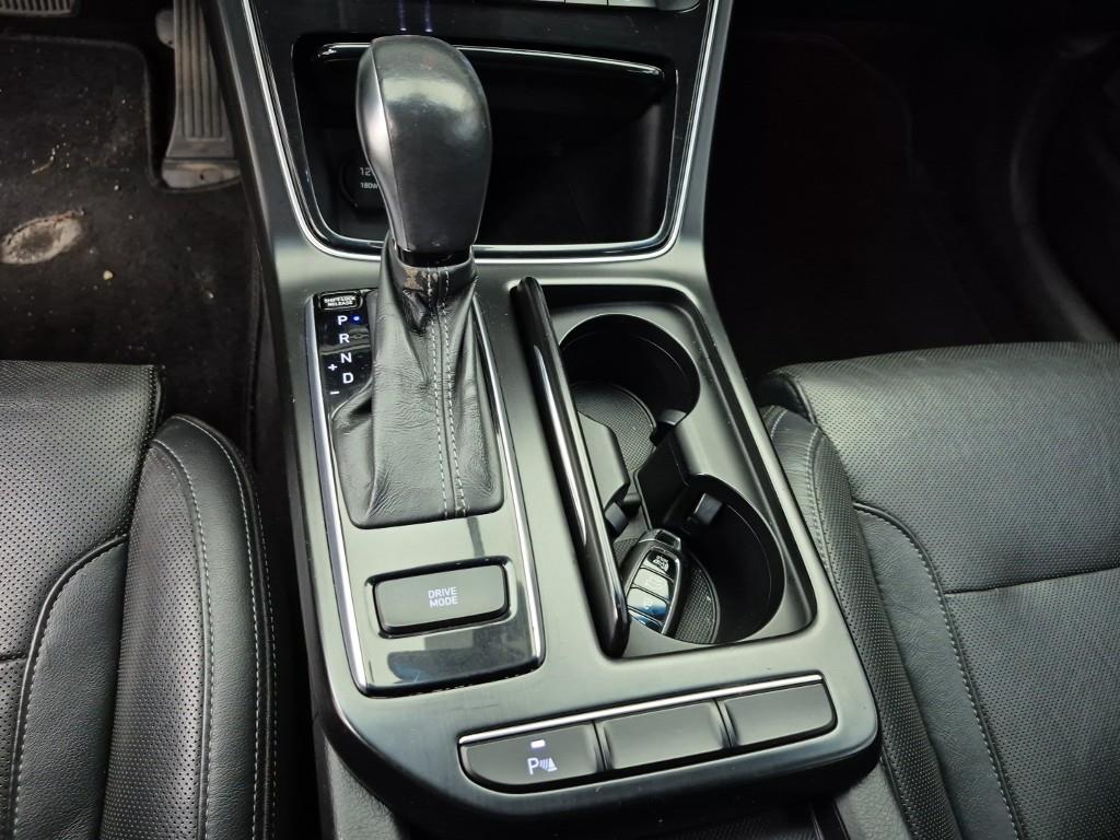 HYUNDAI Grandeur - Vista 8