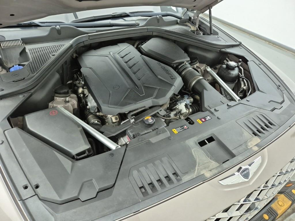 Genesis GV80 - Vista 6