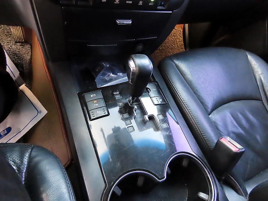 KIA Mohave - Vista 10