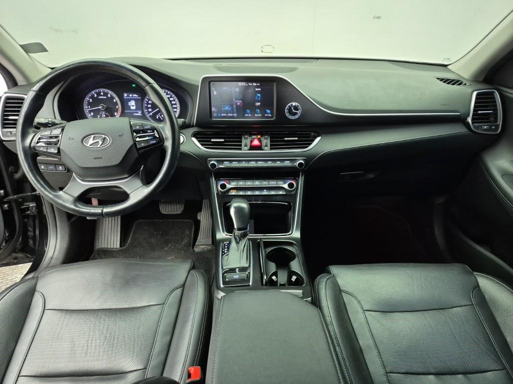 HYUNDAI Grandeur - Vista 5