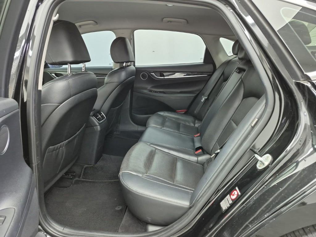 HYUNDAI Grandeur - Vista 12