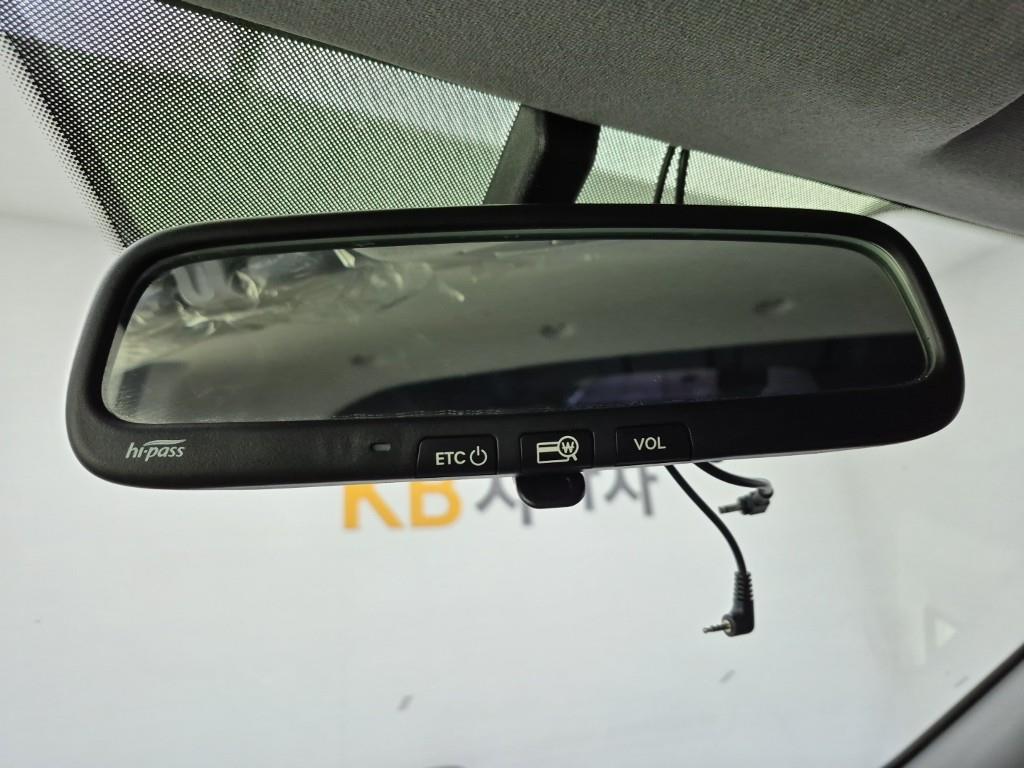 HYUNDAI Starex 2019 Plateado - Importación desde Corea - HF Imports Iquique - Foto 17