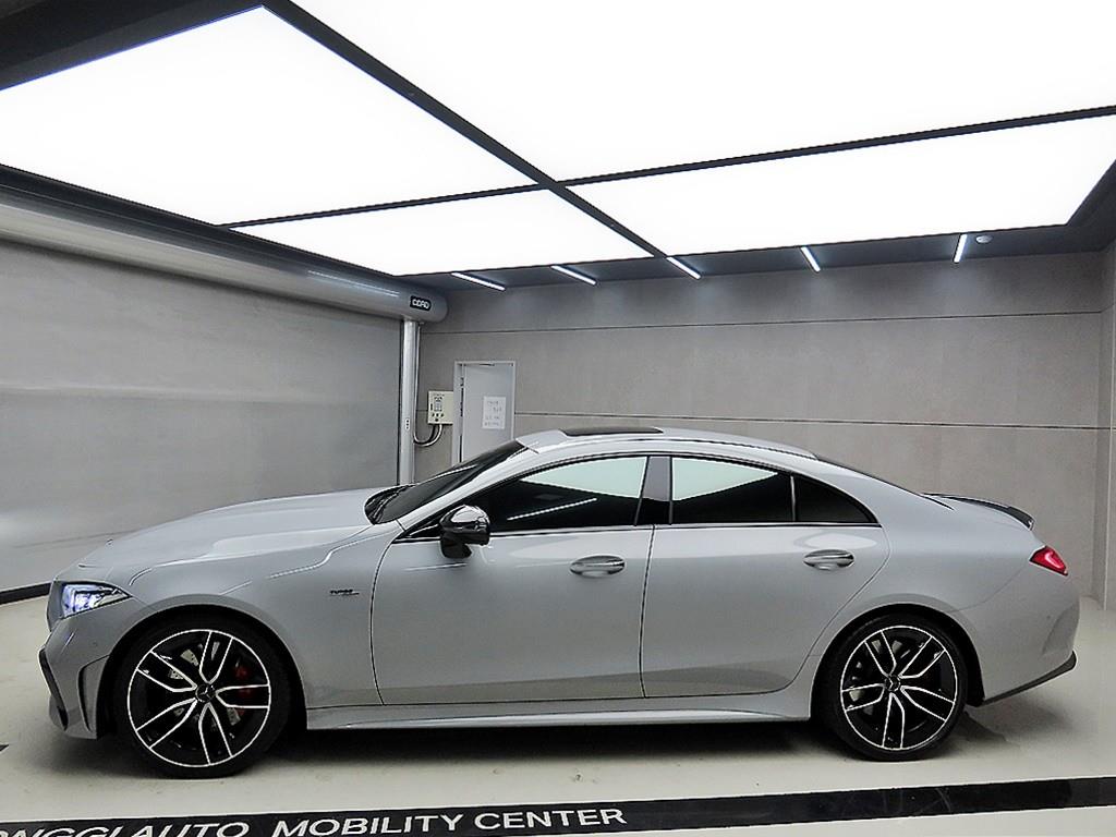 Mercedes Benz CLS Class - Vista 4