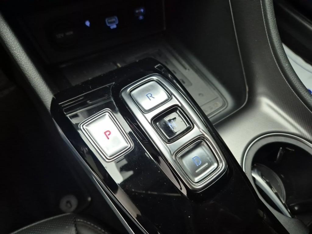 HYUNDAI Sonata - Vista 8