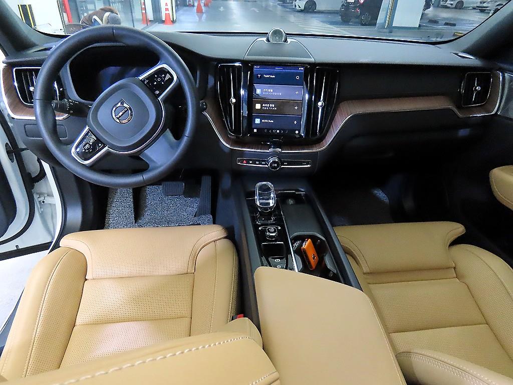 Volvo XC60 - Vista 10