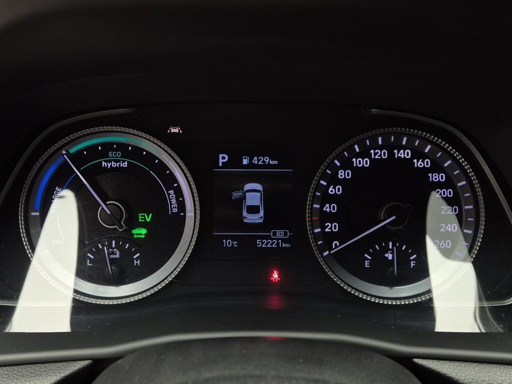 HYUNDAI Sonata - Vista 6