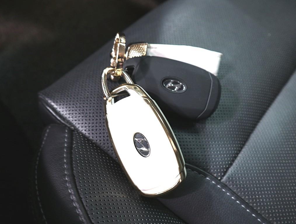 HYUNDAI Grandeur - Vista 7