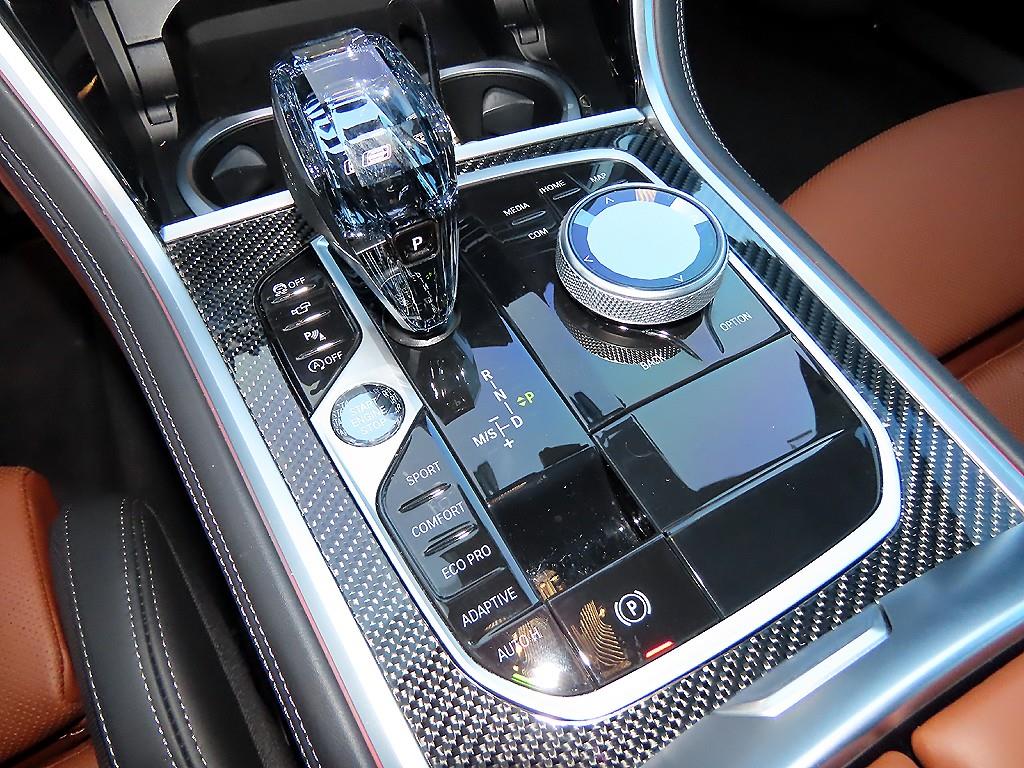 BMW 8 Series - Vista 11