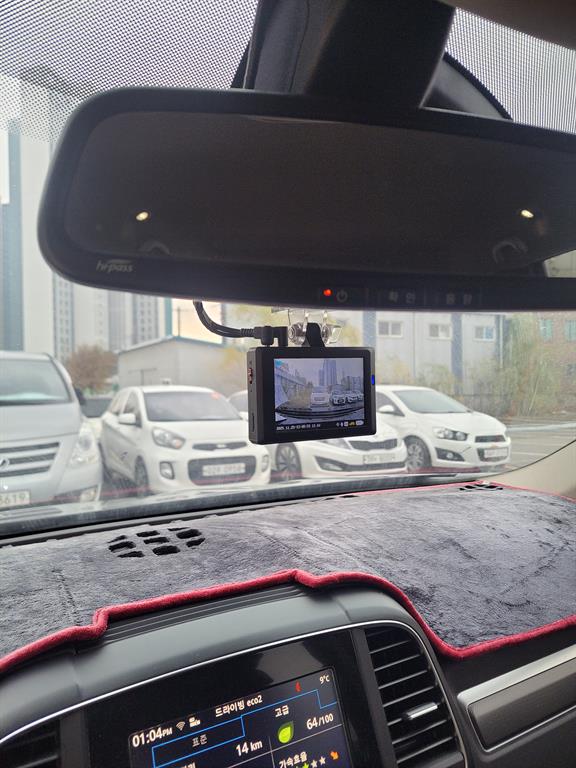 SAMSUNG QM6 - Vista 11