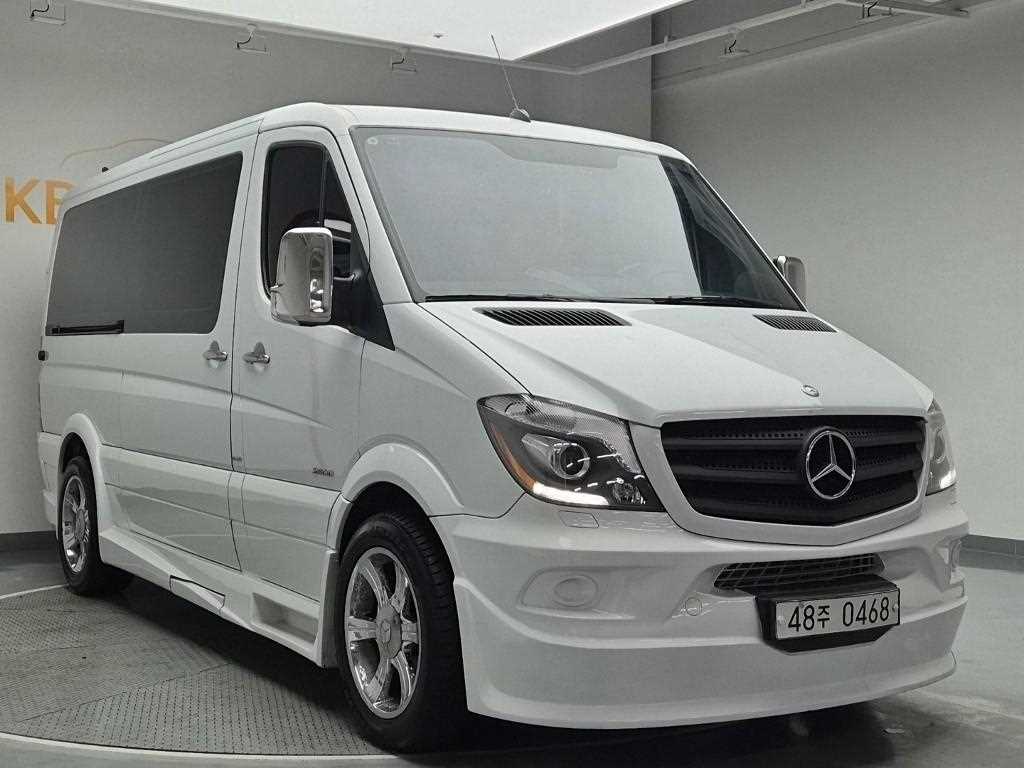 Mercedes Benz Sprinter - Vista 4